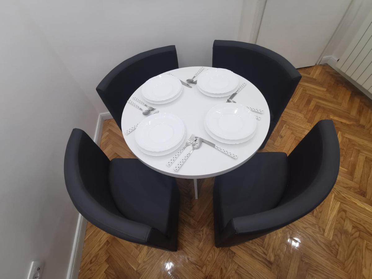 Victory Apartment - Heart Of Belgrado Buitenkant foto